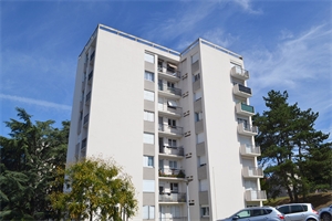 appartement à la vente -   86100  CHATELLERAULT, surface 75 m2 vente appartement - APR712403